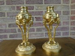 Louis 16 style style Candelsticks/brulle parfum in gilded bronze, France 1870