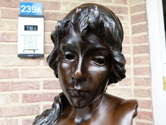 Art-nouveau style Buste of a lady 