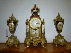 style Clockset in bronze and porcelain, Italy 1970