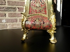 Louis 15 style Boulle cartel in turtelshel and gilded bronzes, France 1870