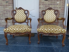 Louis 15 style Pair armchairs in carved wallnut, France 1880