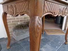 Louis 15 style Table in carved oak, Belgium 1900