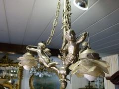 Louis 16 style Lamp with 3 putti,s in silver plated bronze, France 1910