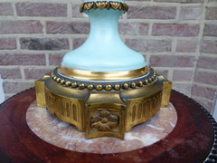 Napoleon 3 style Oil lamp with gilded bronze in porcelain, France 1860
