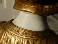 Napoleon 3 signed Fagioni style Buste of a lady in gilded bronze and carrera marble in gilded bronze and carrera marble, France 1880