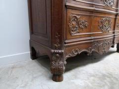 Rengénce style Chest of drawers in carved oak, Belgium,Liége 1850