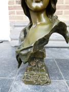 Art-nouveau style Bronze buste of a lady by E.Villanis in patinated bronze with foundry stamp, France 1890