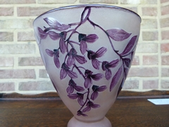 Art nouveau style Moda signed Vase in etched glass, France 1920