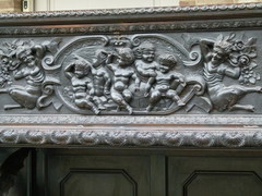 Barock style Highly carved credence cabinet in wood, Italie 1880