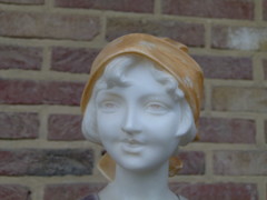 Bell epoque style Lady,s buste signed by Carli 1868-1930 in alabaster, Italy 1900