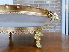 style Centerpiece coupe in Germen porcelain and French bronze,  porcelain and bronze 1920