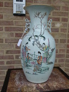 style Chinese vase with Gheisa's in porcelain, China 1900