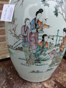 style Chinese vase with Gheisa's in porcelain, China 1900