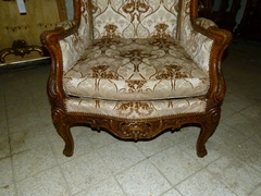 Louis 15 style Bergére armchair with nice quality carving in walnut, Belgium 1920