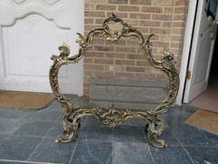 Louis 15 style Fire place screen  in bronze, France 1900