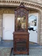 Louis 15 style Highly carved Liége discplay cabinet vitrine in oak, Belgium 1880