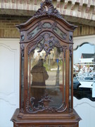 Louis 15 style Highly carved Liége discplay cabinet vitrine in oak, Belgium 1880