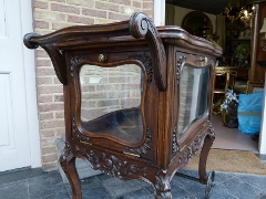 Louis 15, Liége style Bar, tea cabinet on wheels in carved oak, Belgium 1920