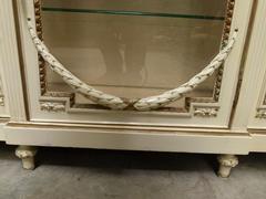 Louis 16 style Displaycabinet in painted wood, France 1880