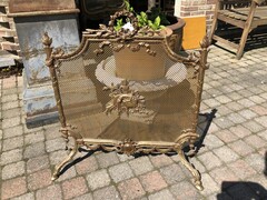 Louis 16 style Fire place screen  in bronze, France 1920