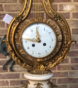 Louis 16 style Lyra pendulum clock in nice quality gilded bronze and carrara marble, France 1880