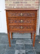 Louis 16 style Small chest of drawers in carved oak, Belgium 1900