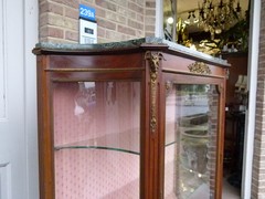 Napoleon III style Display cabinet with curved glass in gilded bronze and mahogany, France 1880
