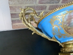 Napoleon III style Sévres porcelain centerpiece coupe  in gilded bronze , France 1870