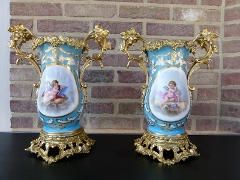 style Pair Sévres style vases with gilded bronze in porcelain, France 1870