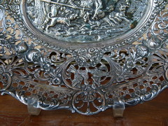 style Silver plate with a hunting scene 275gram in silver 830, Germany 1900