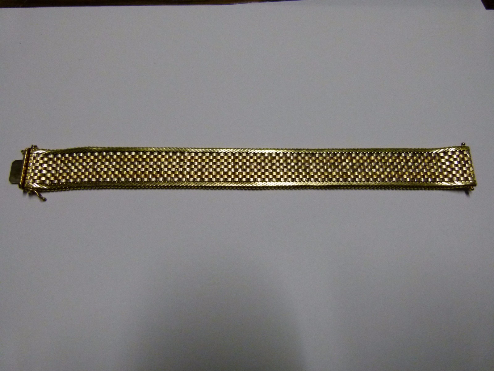 Bracelet en or jaune 18 carats … 130000da